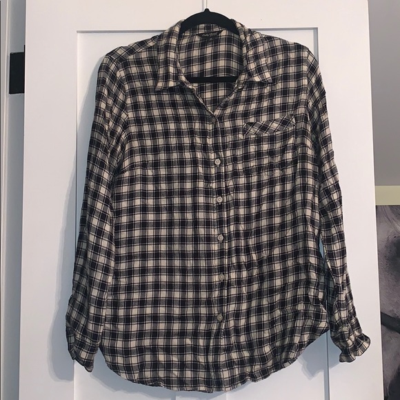 Lucky Brand “Back Overlay Shirt” - Picture 2 of 4